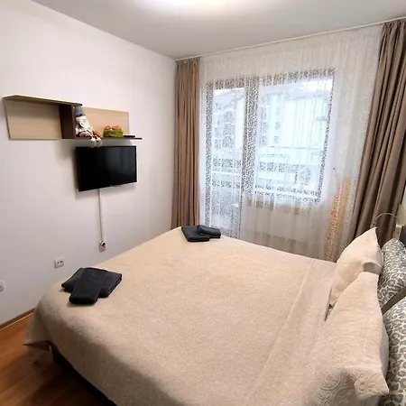 アパート Vip Belvedere Club