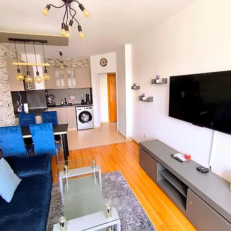 アパート Vip Belvedere Club バンスコ